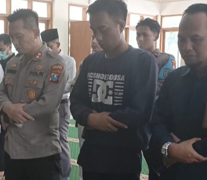 Kena Sanksi Adzan di Mesjid Polres Bondowoso, Pemuda Viral yang Ajak Adu Bogem Polisi Lalu Lintas