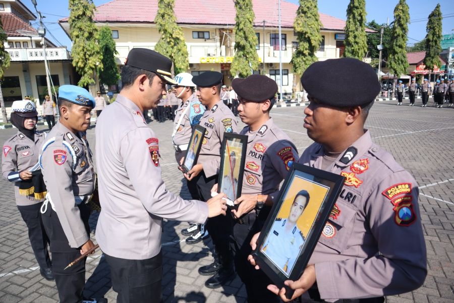 Tiga Personil Polres Diberhentikan, Kapolres Harapkan Ini yang Terakhir