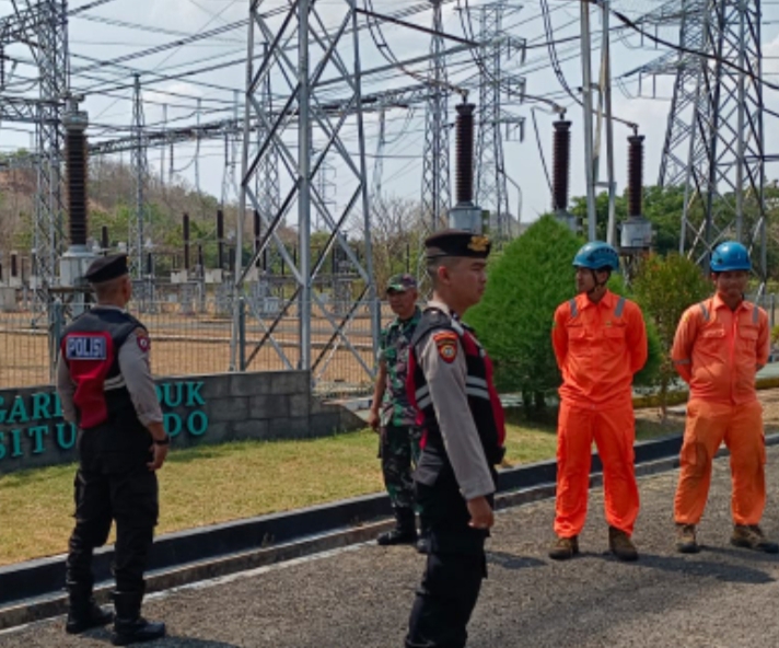 TNI Polri di Situbondo Gelar Patroli dan Pengamanan Objek Vital Gardu Induk PLN