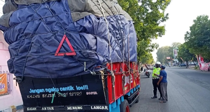 Truk ODOL Ditindak Tegas oleh Satlantas Polres Situbondo