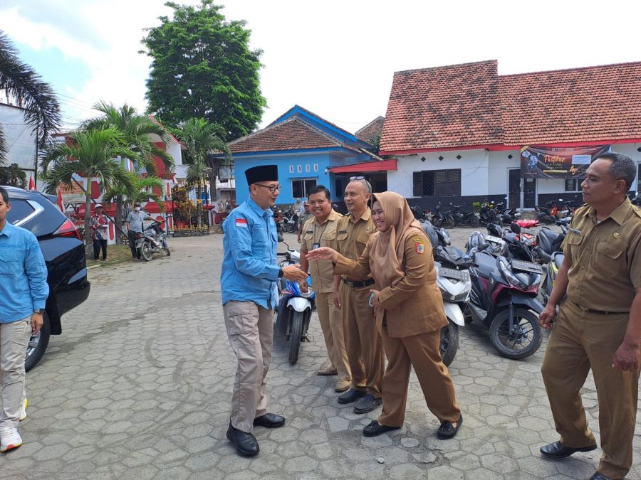 Wakil Bupati Jember Gelar Sidak Pembuatan Rekening Guru Ngaji di Kecamatan Ambulu