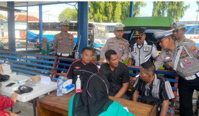 Gelar Tes Urine Bagi Para Sopir Bus, Pastikan Natal dan Tahun Baru Lancar