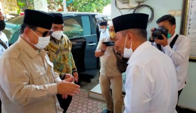 Kunjungan Kerja Menteri Pertahanan RI ke Pondok Pesantren di Situbondo Pererat Silaturahmi